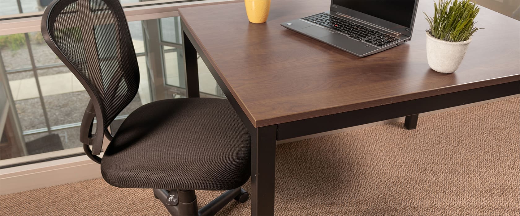 Get Your Tasks Accomplished with the Uloft Task Chair - University Loft ...